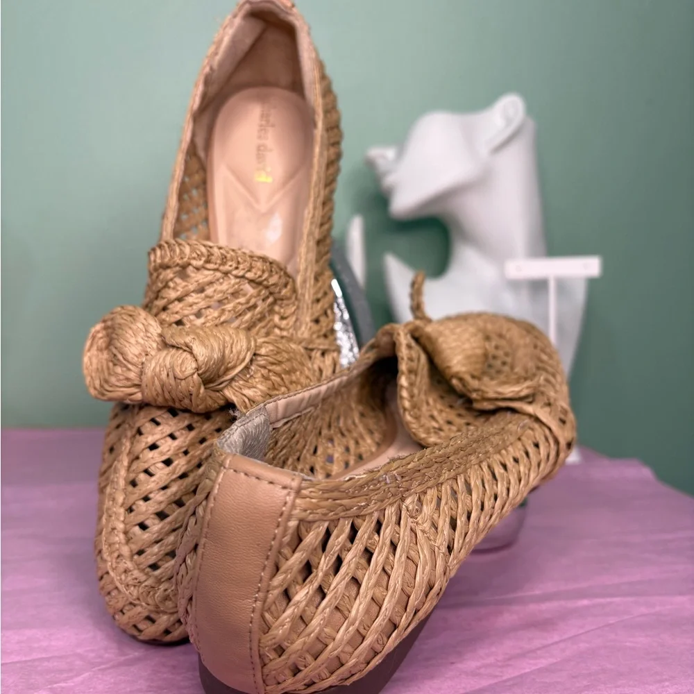 Charles David Women's Woven Espadrilles in Tan - Picture 2 of 8